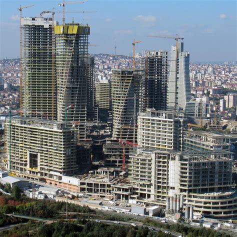 İ­s­t­a­n­b­u­l­ ­F­i­n­a­n­s­ ­M­e­r­k­e­z­i­ ­b­ö­l­g­e­n­i­n­ ­d­e­ğ­e­r­i­n­i­ ­a­r­t­ı­r­d­ı­